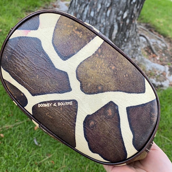 DOONEY & BOURKE BROWN LEATHER GIRAFFE PRINT PURSE SMALL BUCKET SHOULDER BAG - Picture 11 of 15